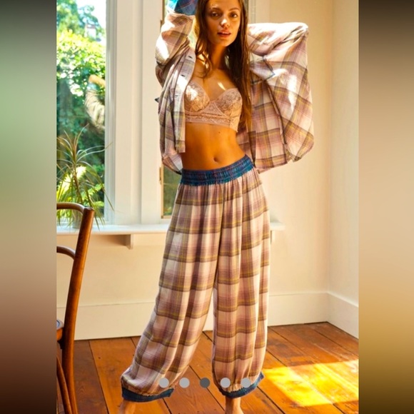 Anthropology, Fallin for Flannel Lounge Pants. Brand new in packaging. - Picture 2 of 4